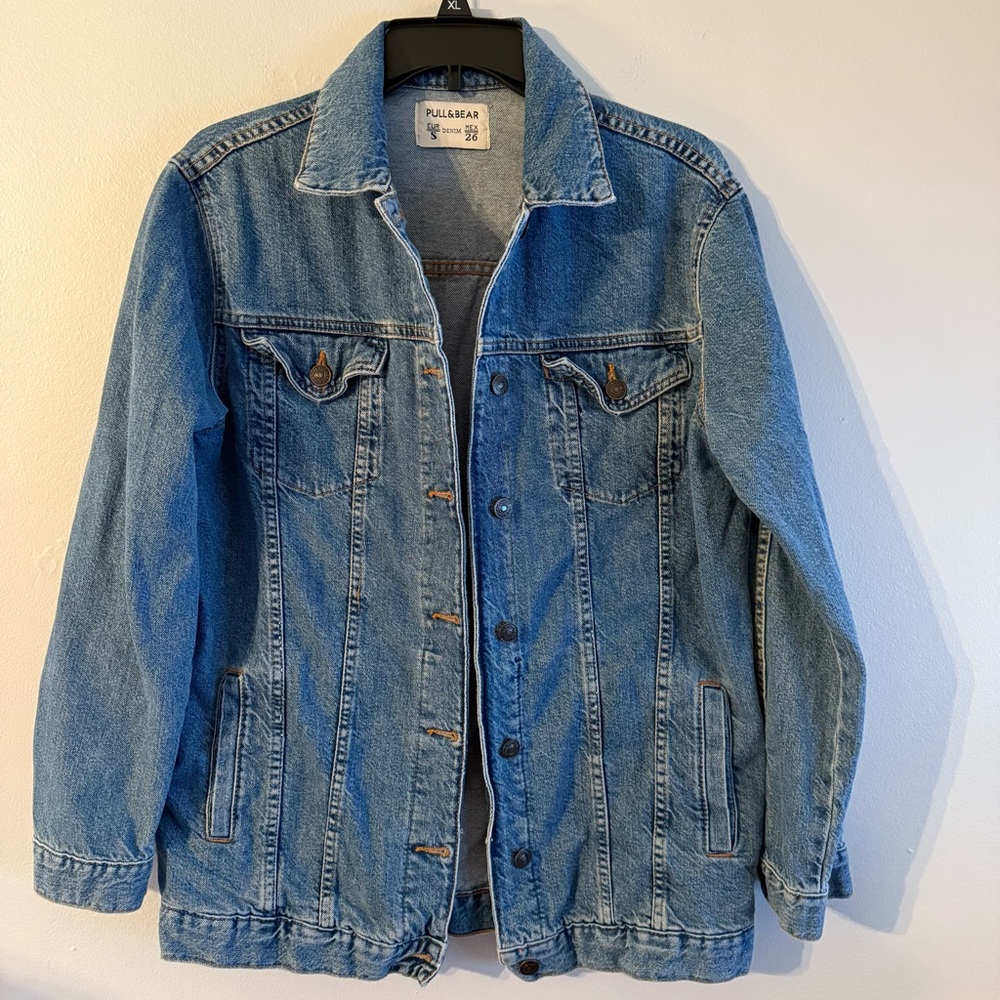 Pull & Bear Blue Denim Jeans Jacket Men’s Size US S, EU S, Mex 26 or Women’s M-L